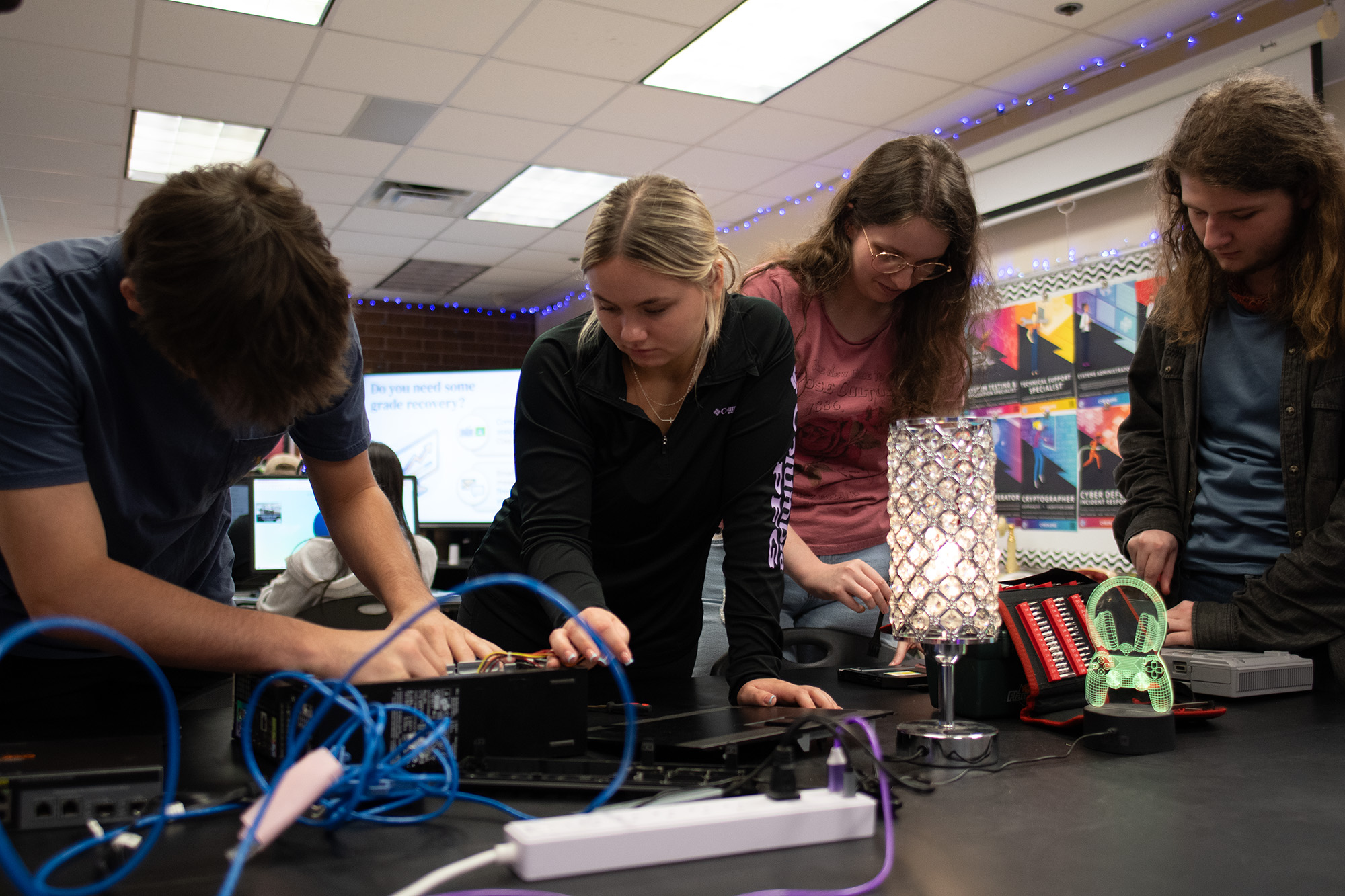 students with STEM projects